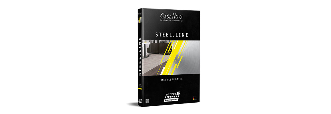 Schwarzer Kollektionskoffer mit der Aufschrift CASA NOVA STEEL.LINE